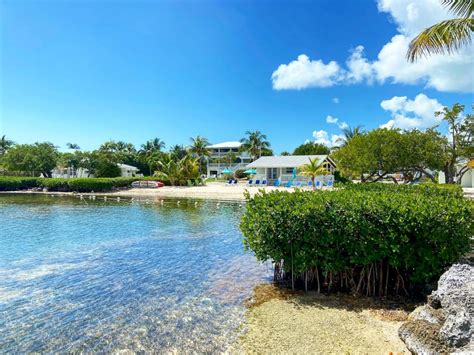 Parmer's resort - Parmer's Resort of Little Torch Key, a collection of rooms, suites and cottages, is spread over five acres on the ocean in the Lower Florida Keys. Escape to a true oasis from today's busy lives, lounge by the pool, nap in a hammock, bring your boat for some of the best fishing in the country.